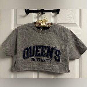 Queen's University Gray Cropped Tee